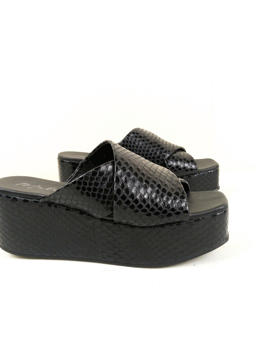 Matisse Holden Platform Slide Sandals Black Snake Embossed Leather Slip On 7